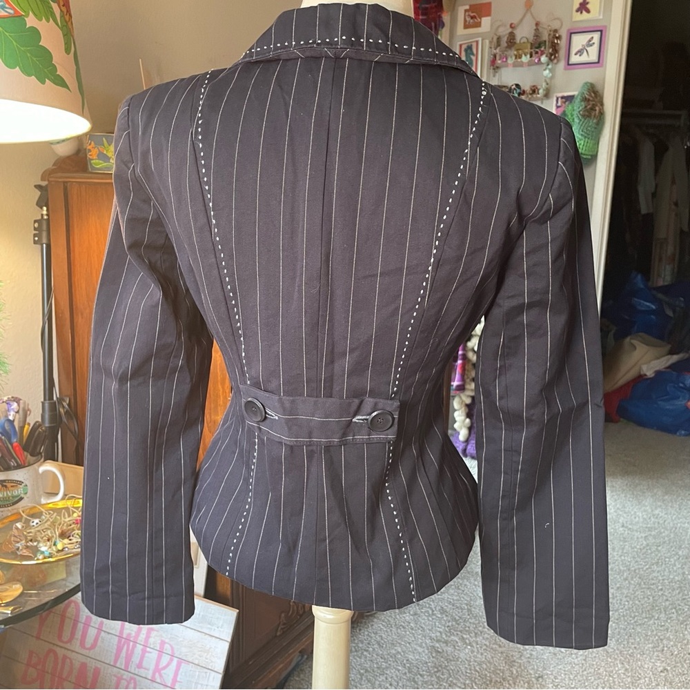 SOLD Nanette Lepore Pinstripe Blazer Professional with cute blue embroidery - Picture 4 of 15